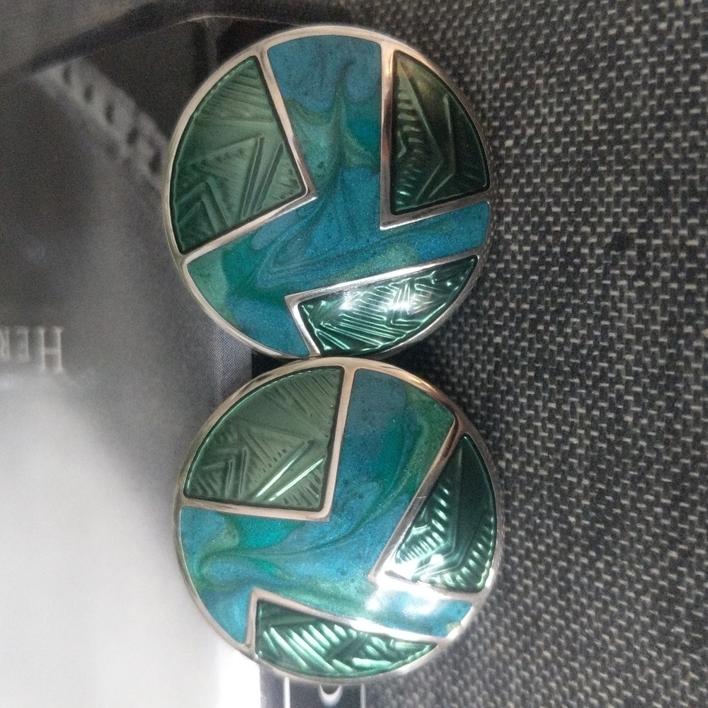 Edgar Berebi earrings